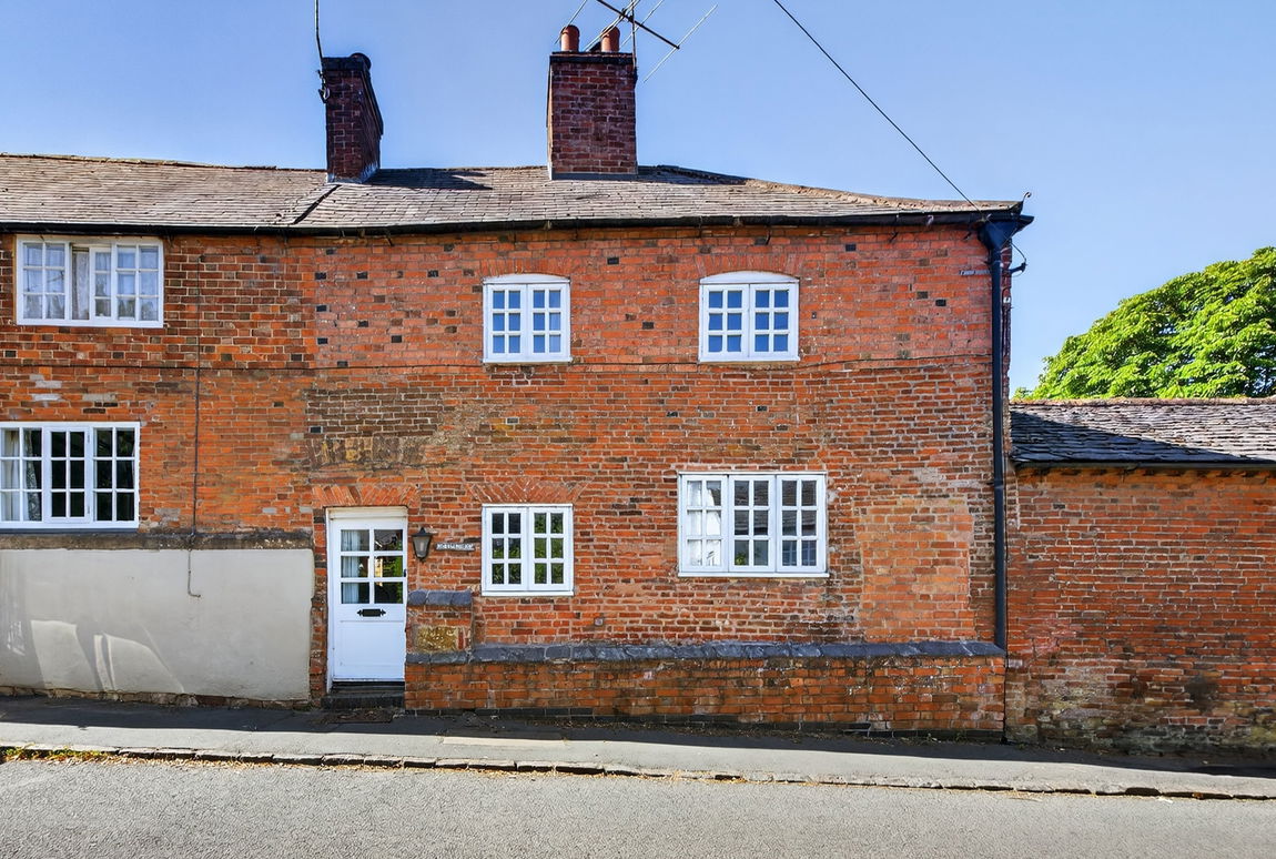 Bell Lane, LE8 9DB