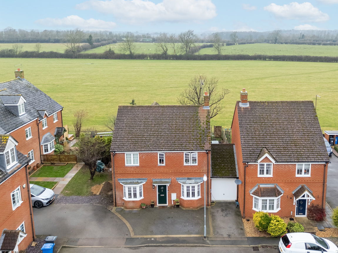 Rathmine Court, Broughton, NN14 1TU