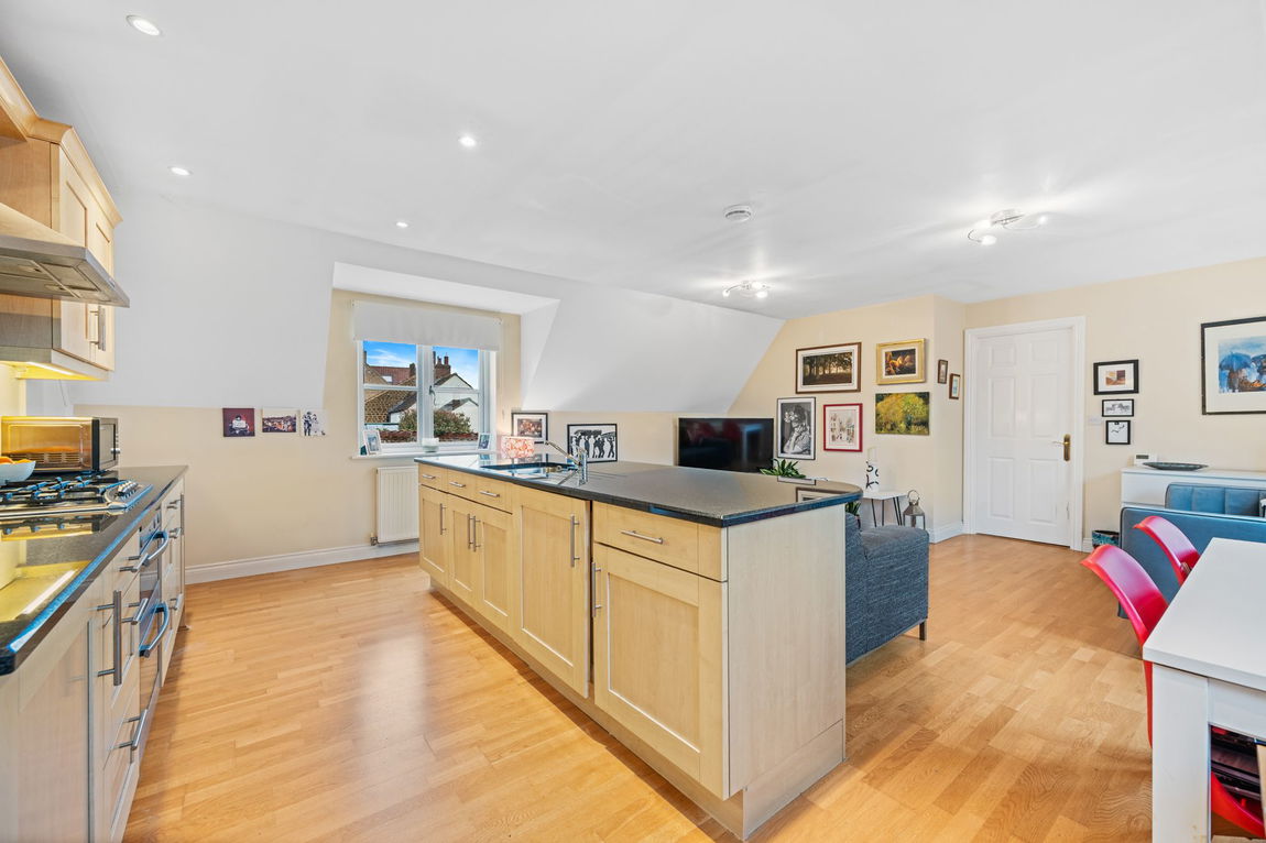 Pear Tree Farm Close, Little Harrowden, NN9 5AX
