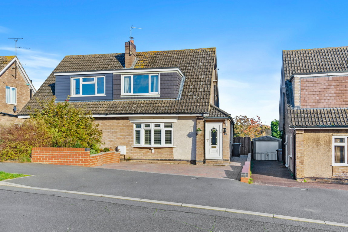 Derwent Crescent, NN16 8UJ